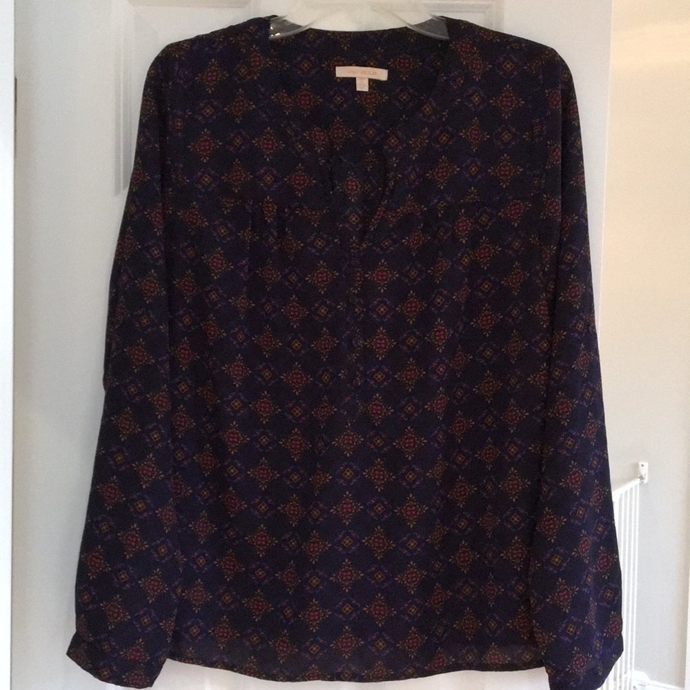 Skies are Blue V-Neck Blouse EUC